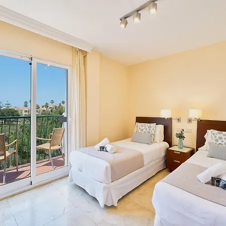 Marina I Relax With Ocean Views, Pools, 250m To The Sea *