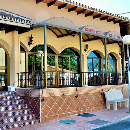 Marina I Relax With Ocean Views, Pools, 250m To The Sea Фуэнхирола