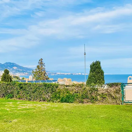 アパート Marina I Relax With Ocean Views, Pools, 250m To The Sea *