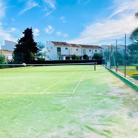 Marina I Relax With Ocean Views, Pools, 250m To The Sea *