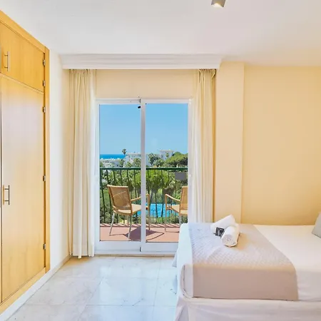 Marina I Relax With Ocean Views, Pools, 250m To The Sea Appartement