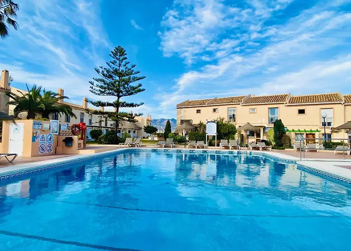 Marina I Relax With Ocean Views, Pools, 250m To The Sea Fuengirola