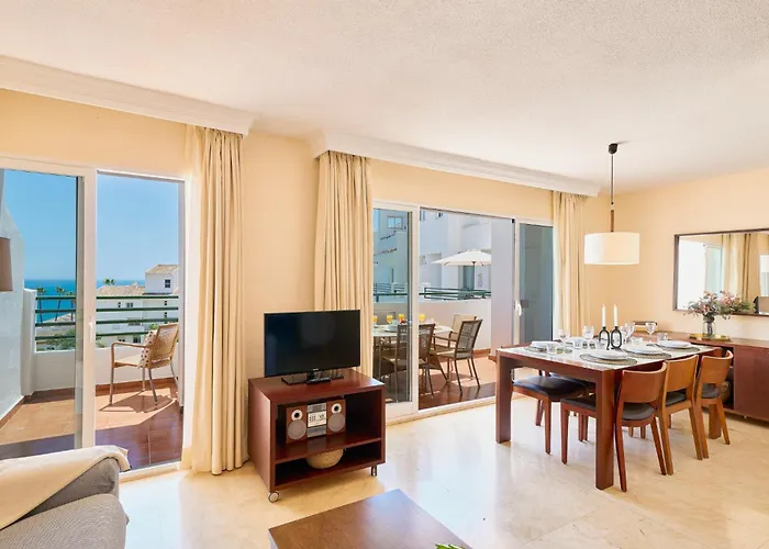 Marina I Relax With Ocean Views, Pools, 250m To The Sea Fuengirola