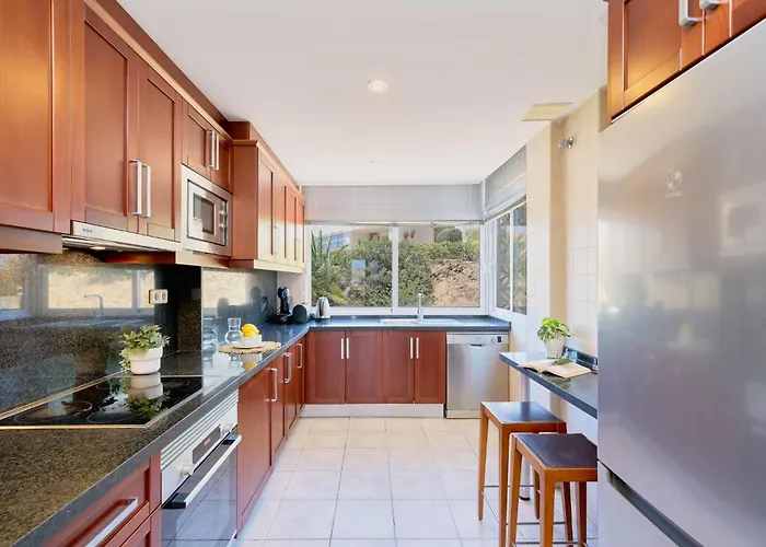 Apartment Marina I Relax With Ocean Views, Pools, 250m To The Sea *