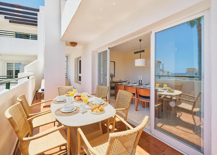 Marina I Relax With Ocean Views, Pools, 250m To The Sea *